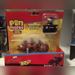 Marvel Ant-Man and the Wasp Pin Mates Set - Red and Black